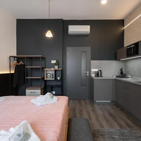 Coru House アパート