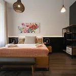 Coru House * Prag