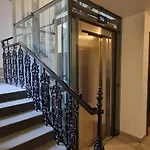Coru House
