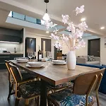 Coru House