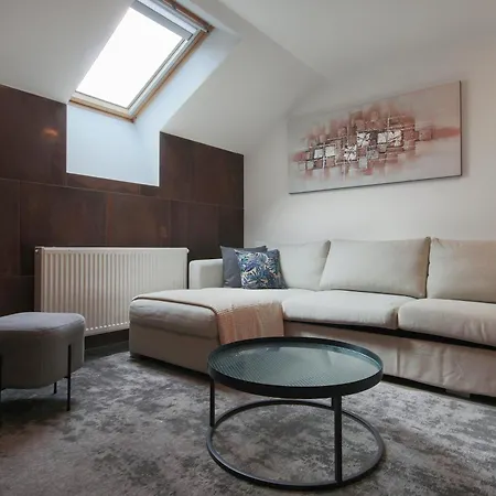 Coru House * Praag