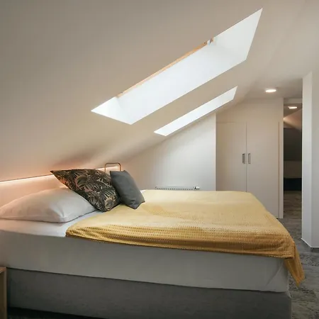 Appartement Coru House Praag