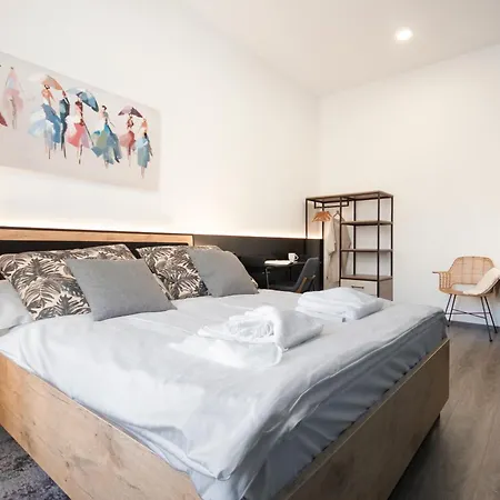Coru House Appartement *