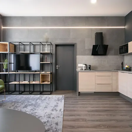 Coru House Apartament *