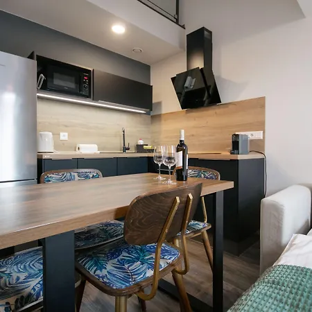 Apartment Coru House