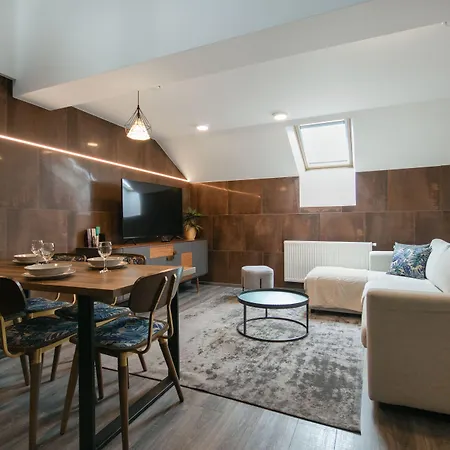 Coru House Apartamento *