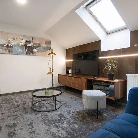 Coru House *