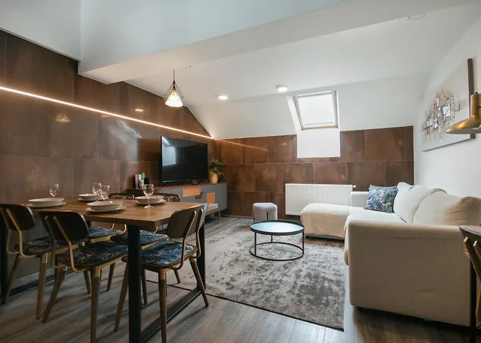 Coru House *