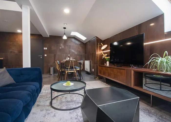 Coru House *