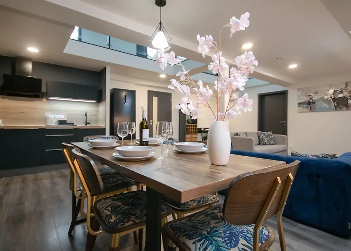 Coru House