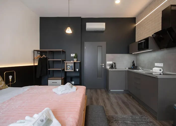 Coru House *