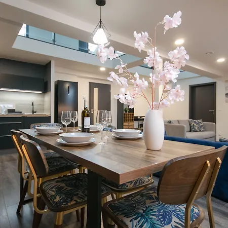 Coru House